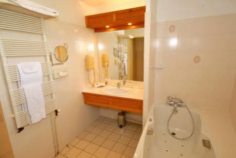 Hotel La Chaum'Yerres Chaumes-en-Brie Extérieur photo