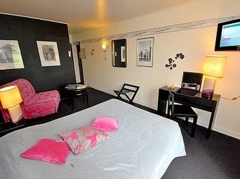 Hotel La Chaum'Yerres Chaumes-en-Brie Extérieur photo