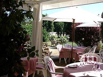 Hotel La Chaum'Yerres Chaumes-en-Brie Extérieur photo